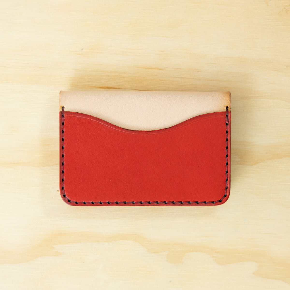 4-Pocket Fold — Veg Tan — Natural w/ Red Pockets