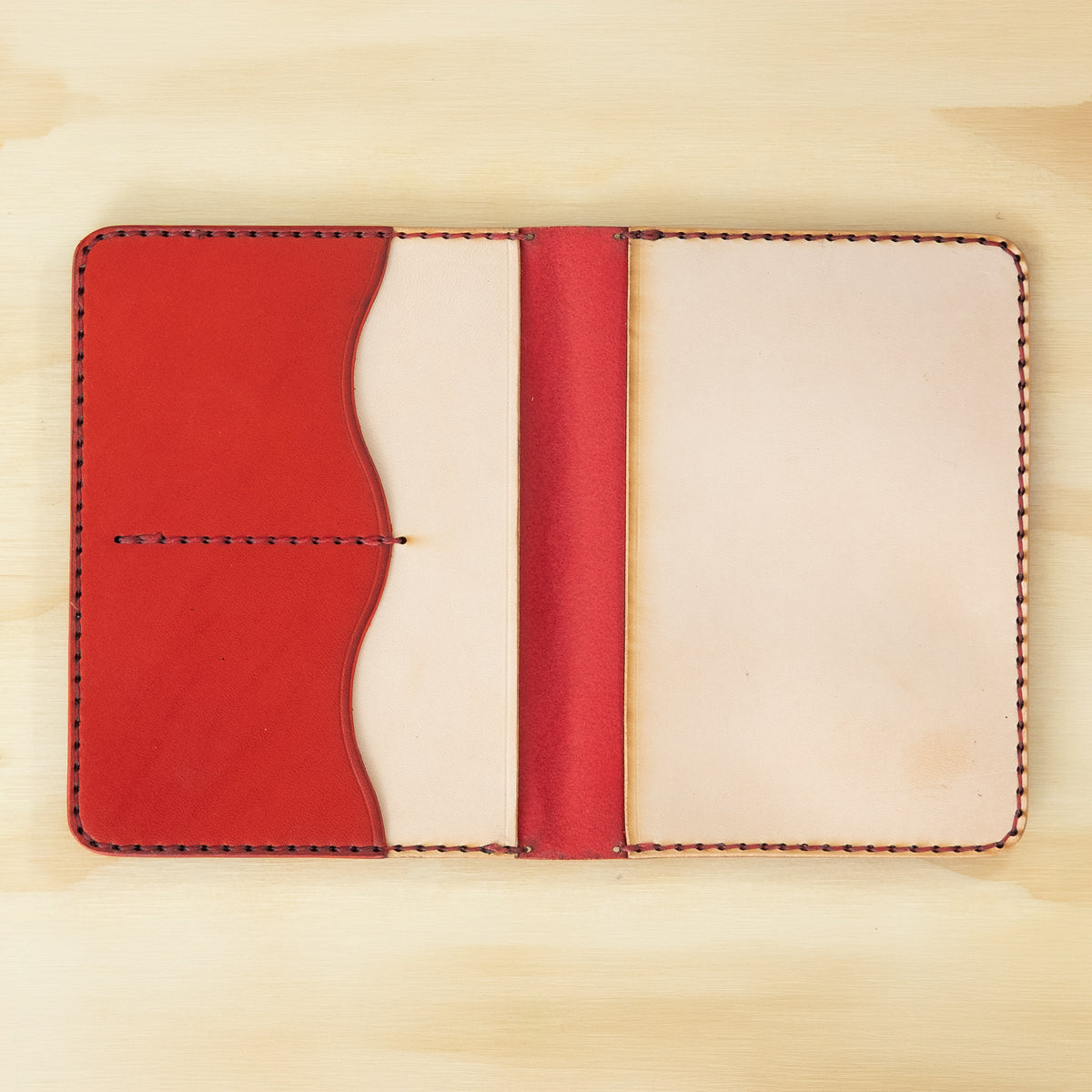 Passport — Veg Tan — Red & Natural